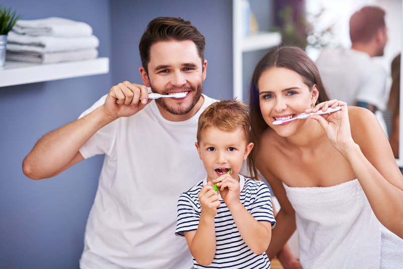 El Regreso a la Rutina: Cuidado Dental para Toda la Familia