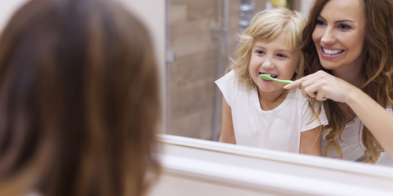 Cuida tu Sonrisa esta Navidad: Consejos para Disfrutar sin Dañar tus Dientes