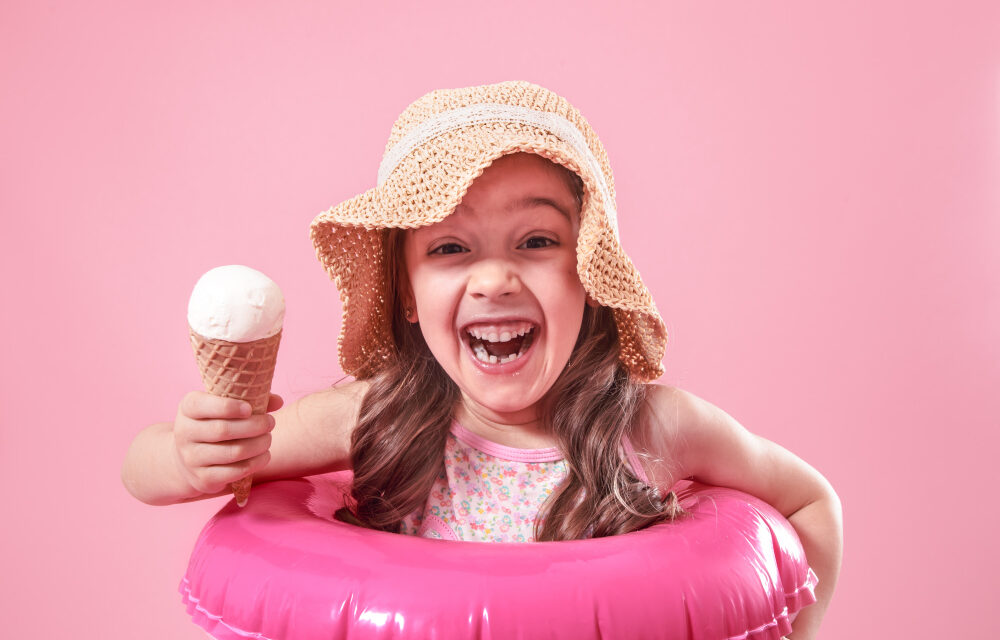 Revisión dental en verano para niños: el mejor momento para cuidar su sonrisa y empezar la ortodoncia si la necesitan